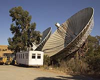 antenna-dishes-stanford-bg.jpg