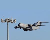 A400M simultaneously refuels jet fighters