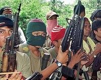 Fear, confusion as Philippine Muslim city burns