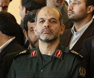 Iran threatens to hit Western warships in Gulf if attacked