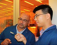 Integrated 2-D nanomaterials unlocks graphene electronics applications