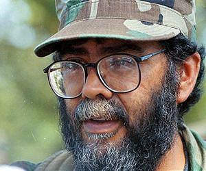 Colombia gives FARC one year for peace deal