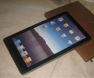 Asia's iPad imitators hope to bite into Apple's lead