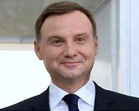 Poland's leader hails 'historic' presence of US troops