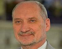 Polish minister urges stronger NATO presence in eastern Europe