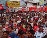 Bangladesh police charge thousands over coal plant protests