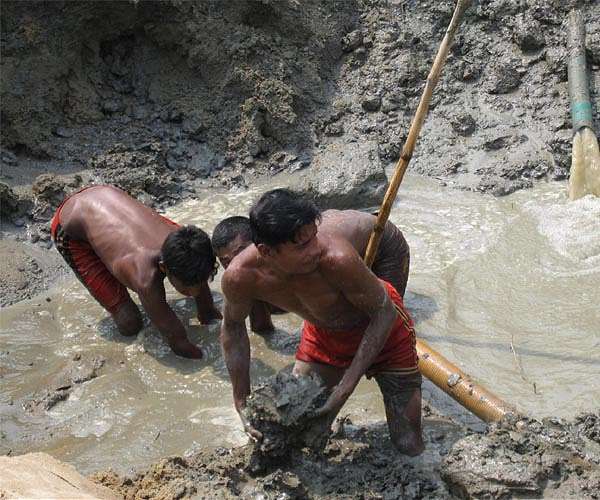 Flood deluge worsens in Bangladesh with millions affected