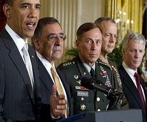 As US commander, Petraeus ruled out resigning: book
