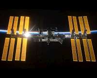 Snake robot could help maintain space station, explore moon