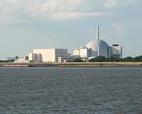 Power company offers nuke-heavy power plan