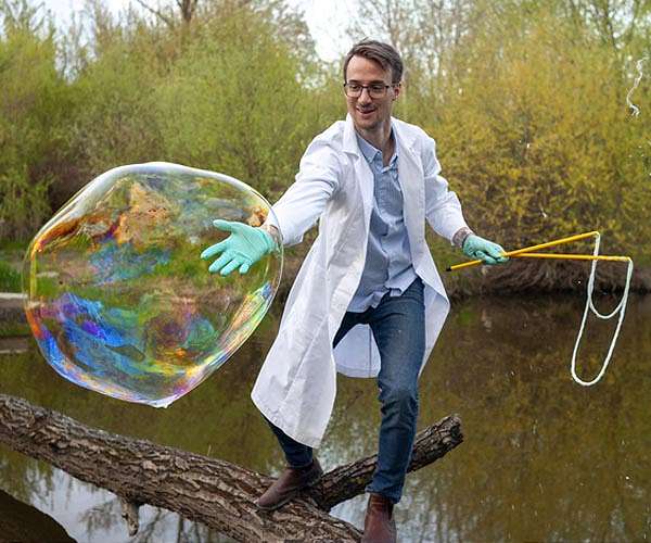 Unexpected bubbleology