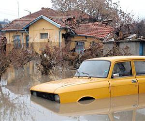 Floods add to Europe's cold to claim more lives