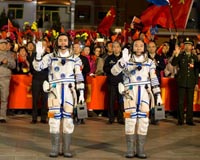 China sends two astronauts to space lab