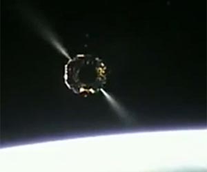 China moon rover enters lunar orbit: Xinhua