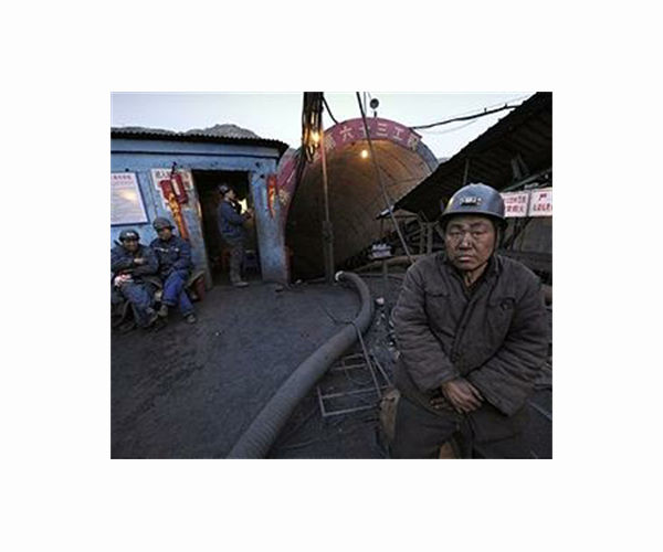 18 Chinese miners killed in underground gas leak