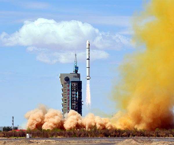 China's Space-Based Internet Tech Advances with Latest Long March 2C Satellite Launch