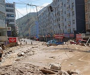 Death toll in China mudslides jumps to 337