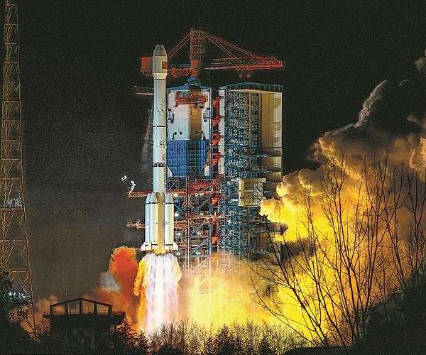 Triple Long March launches mark record day for Chinese space program