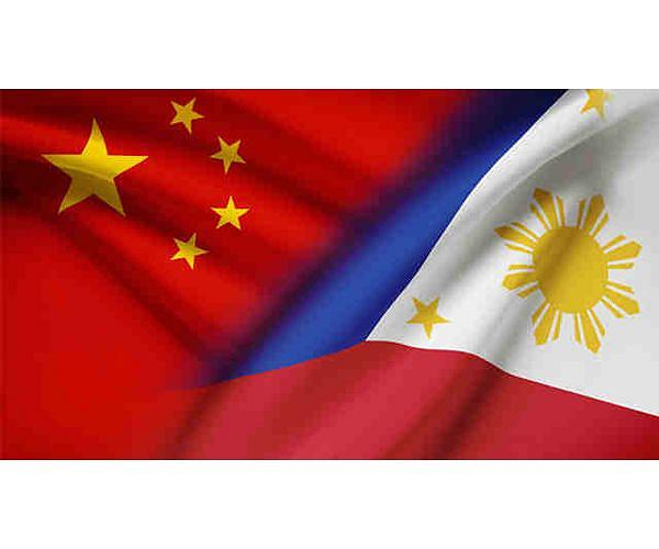 Philippines, China trade blame over collisions in disputed sea