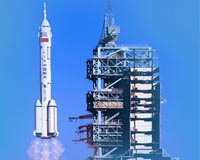 China Launches Shenzhou-11 Spacecraft With Two Crew Members