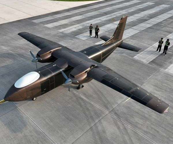 Tengden Completes Test Flight of China's Largest Cargo Drone