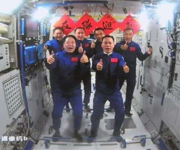 Shenzhou 17 docks with Tiangong Space Station