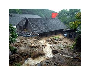 More than 200 dead or missing in China rain, landslides