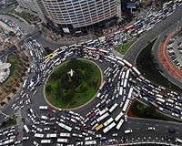Car sales spike in Beijing, capital nears 4 million auto mark