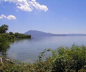 Scientists core into California's Clear Lake to explore past climate change