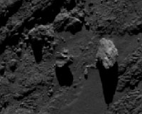 Rosetta spots balancing rock on Comet 67P