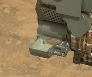 Mars rover ingests rock powder for tests