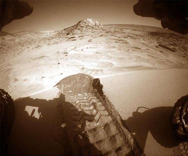 Another Busy Day on Mars: Sol 3749