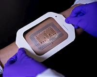 With headbands, sensor socks, wearable tech seeks medical inroads