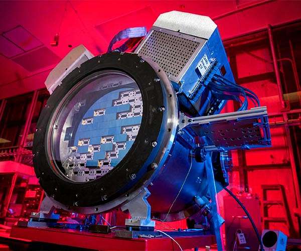 UChicago survey expands weak lensing test of the dark universe
