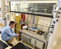 New fuel cell technology runs on solid carbon