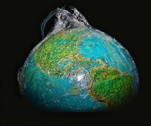 Hydrocracking our way to recycling plastic waste