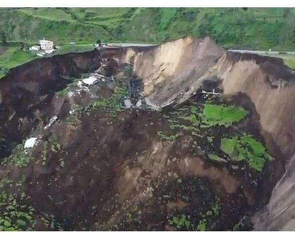 Fear brews in Turkey's landslide-plagued tea hills