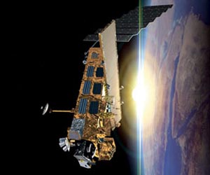 Focus on space debris: Envisat