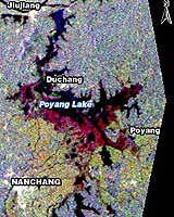 Envisat Monitors China's Largest Lake, Rivers Flooding
