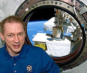 Prolonged Space Travel Causes Brain and Eye Abnormalities in Astronauts