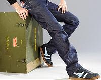 'Smart' denim promises touchscreen tech clothes