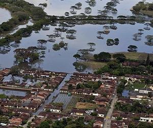 Colombia faces rising death toll in floods
