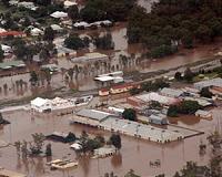 Five swept away in Australian floods