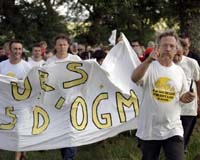 British minister sparks row over GM crops
