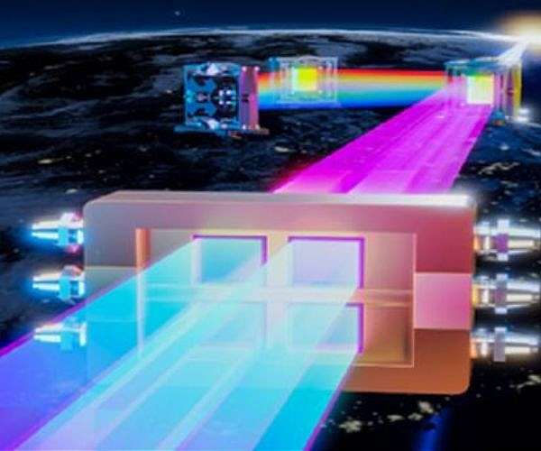 Breaking the 10-petawatt limit with a new laser amplification