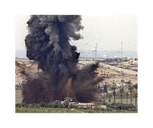 Israel air strike kills two activists in Gaza: army sources