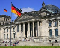 Germany eyes free transport to banish air pollution