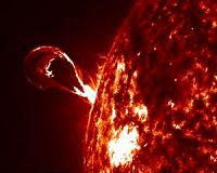 SOHO and Hinode Offer New Insight Into Solar Eruptions