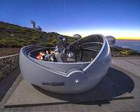 Telescope for detecting optical signals from gravitational waves launched