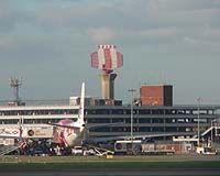 Heathrow expansion to get green light despite protests: reports